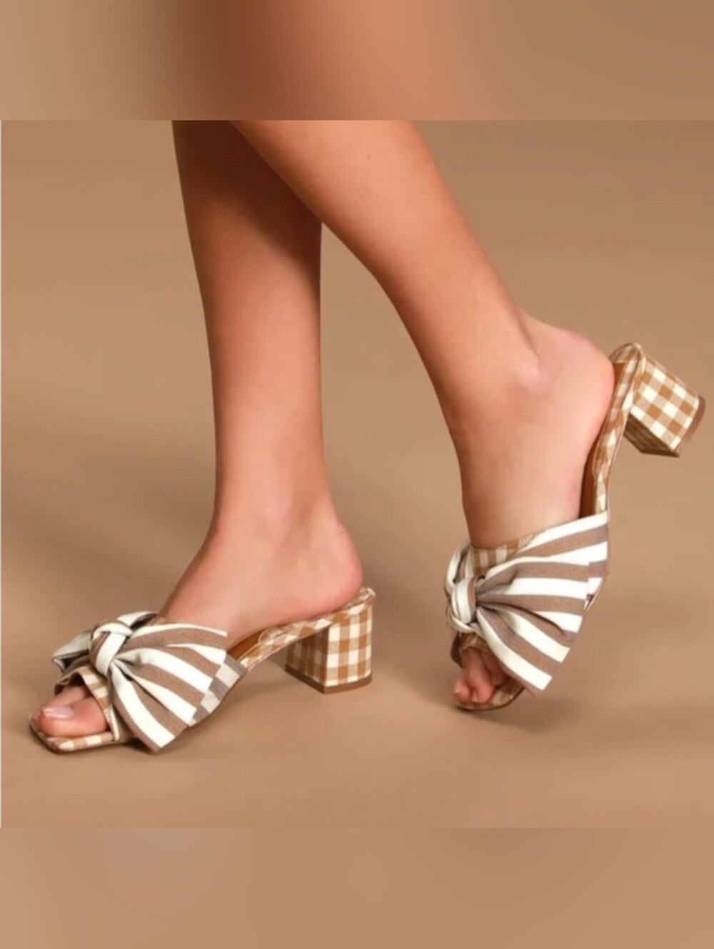 Jaggar The Label Striped Bow Gingham Block Heel Mules Sandals in Tan & White